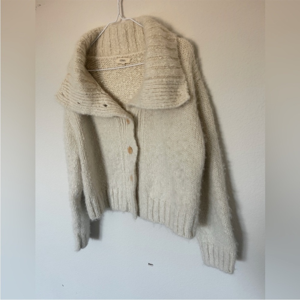 Ozma Cabin Cardi Huacaya Alpaca Natural - Picture 6 of 9